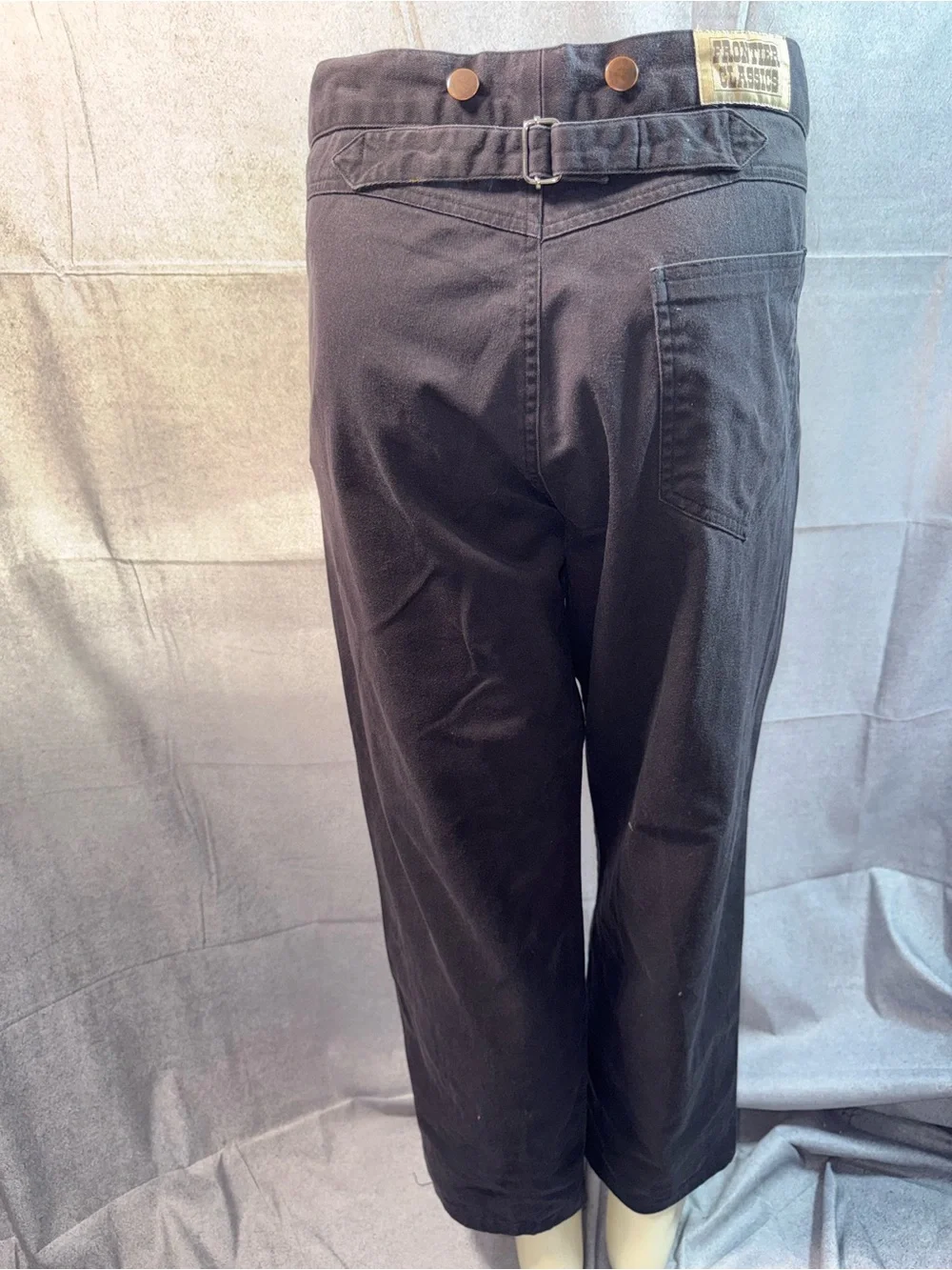 Frontier Classics durable dark